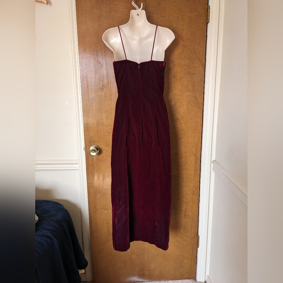 Vintage LA GLO Red Maroon Velvet Spaghetti Strap Midi Prom Party Dress - Picture 2 of 14
